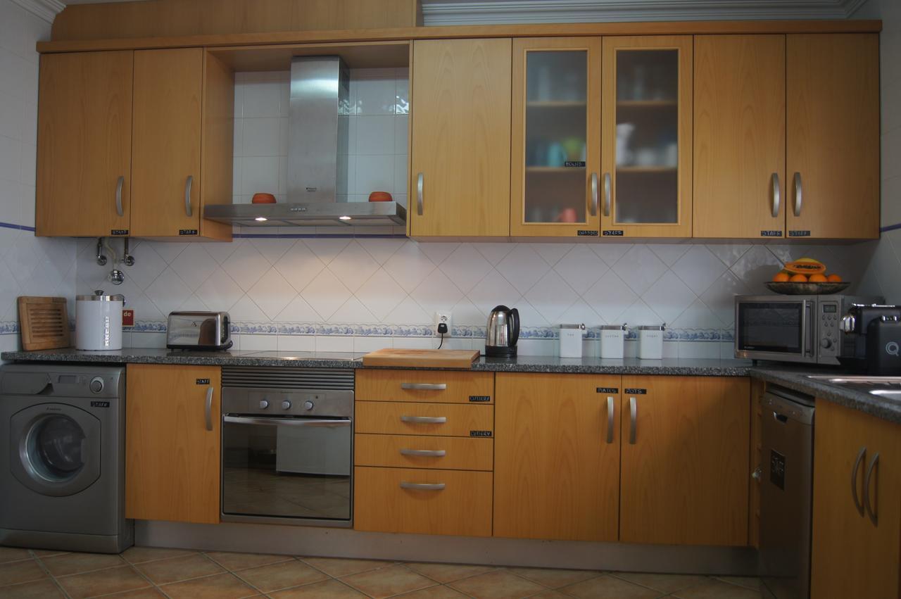 Aloha Burgau Guesthouse Екстериор снимка