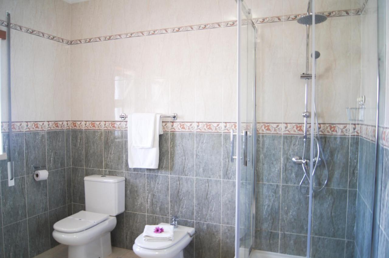 Aloha Burgau Guesthouse Екстериор снимка
